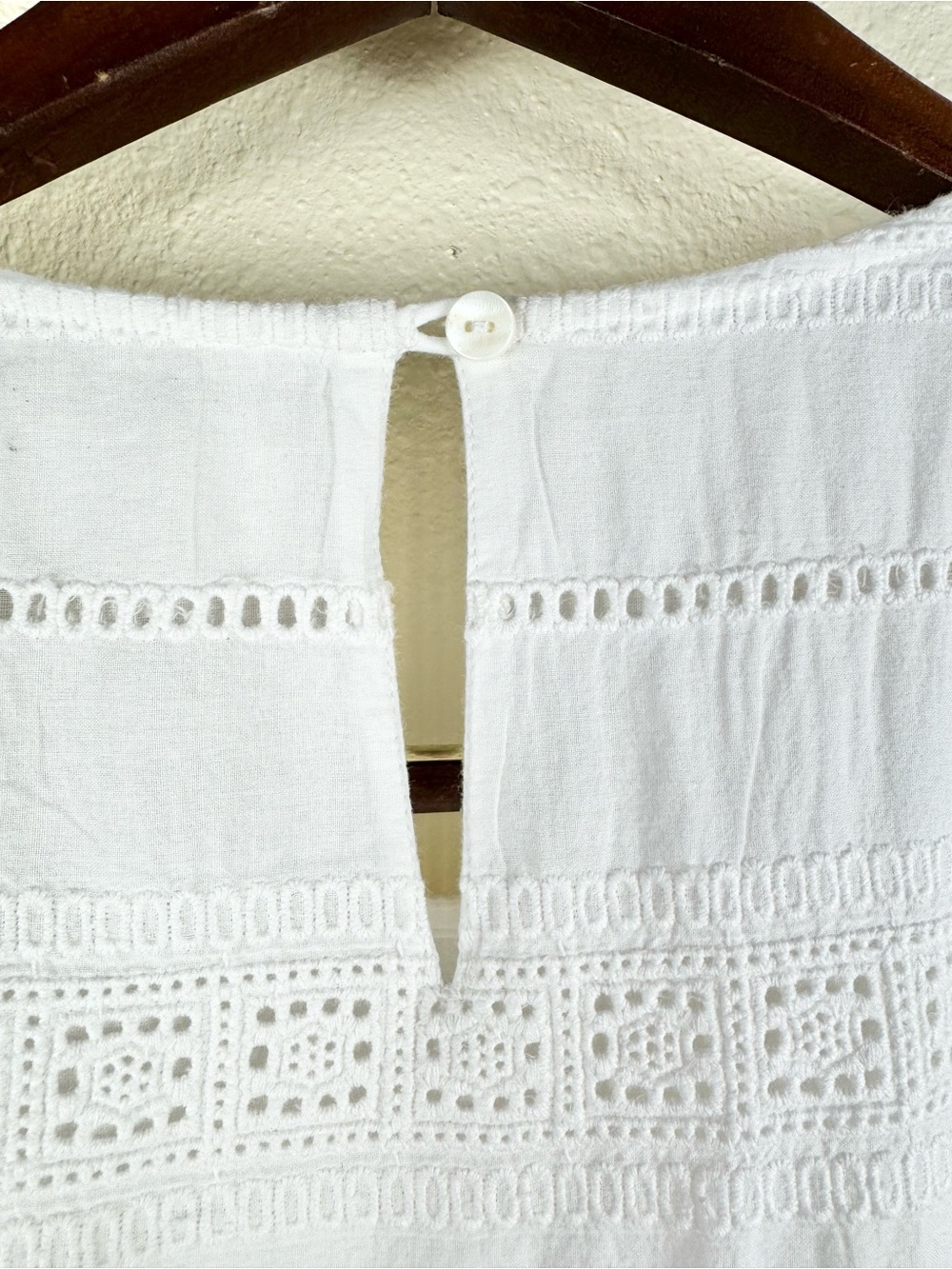 White Maternity Dress Eyelet Lace Frill  100% Cotton by Seraphine SZ 10 Nursing - Picture 13 of 16